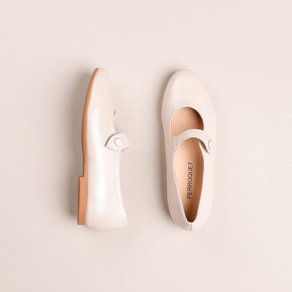 #color_Pearlizedwhite