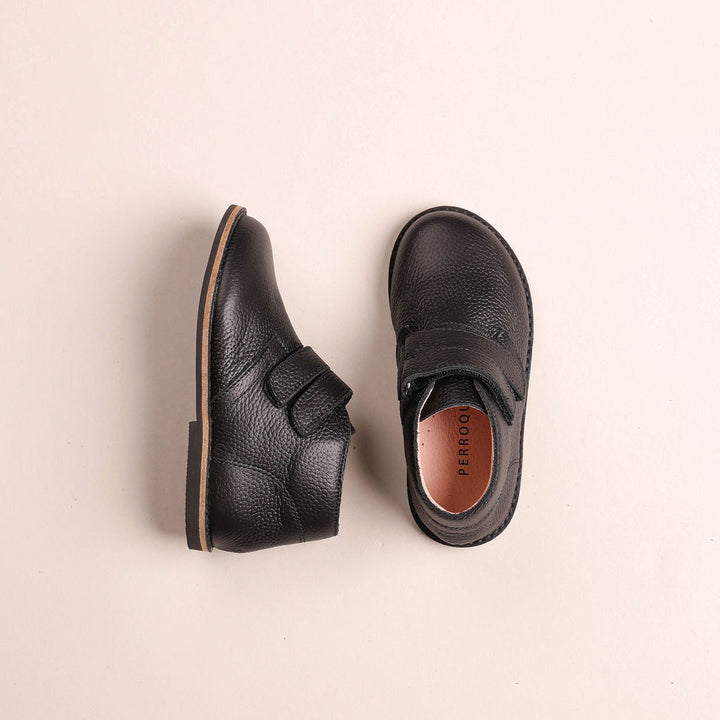 Double Velcro Hightop Shoe