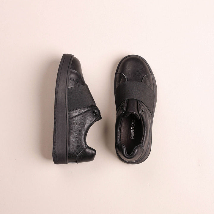 Slip On Sneaker With Elastic Band