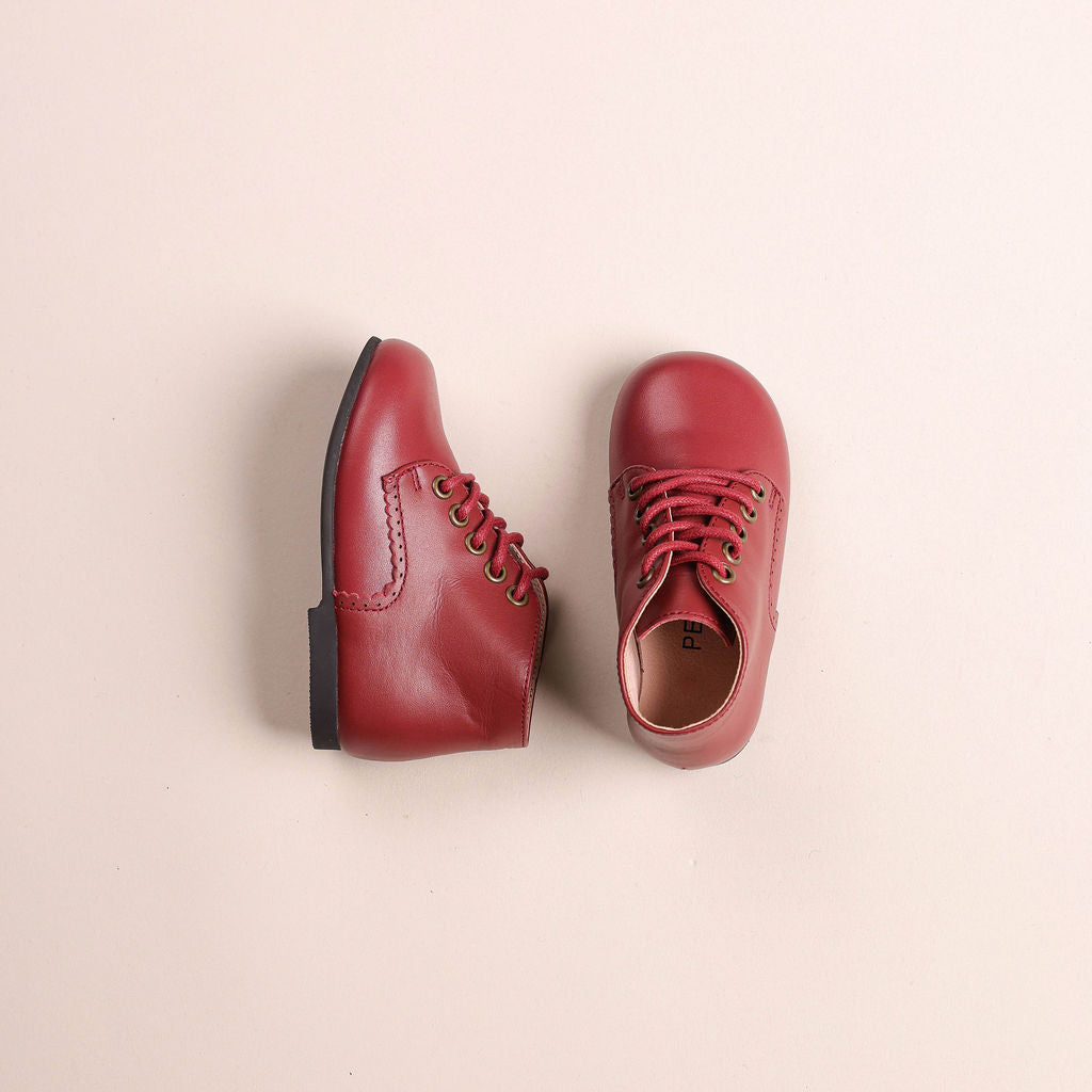 Lace Hightop With Scallop