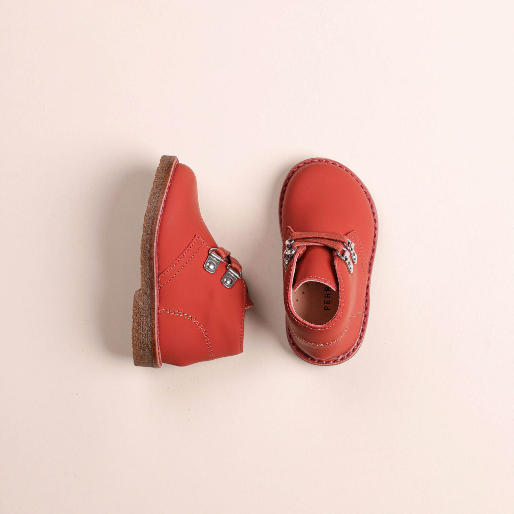 Rugged Baby Lace With Metal Clasps