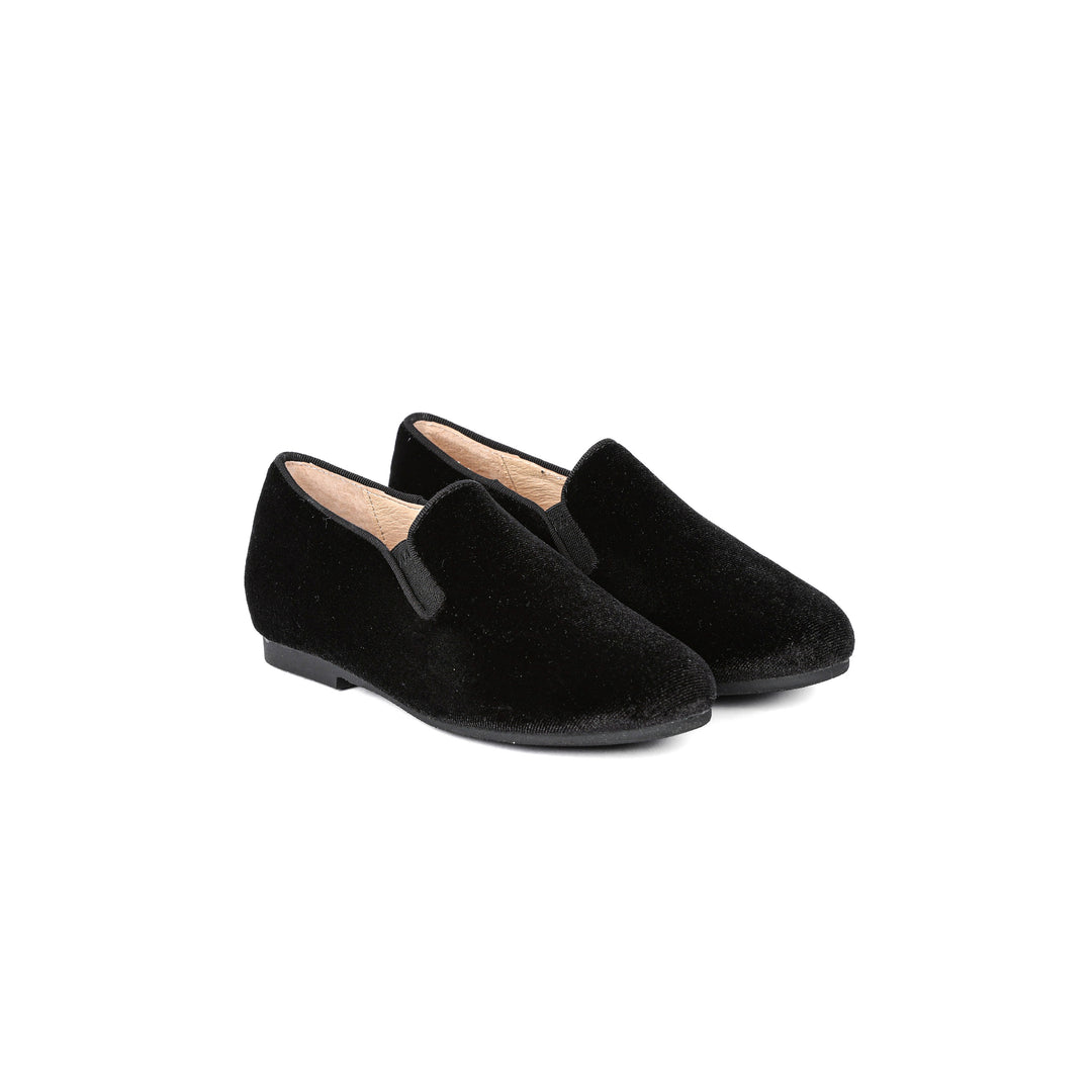 #color_black-velvet